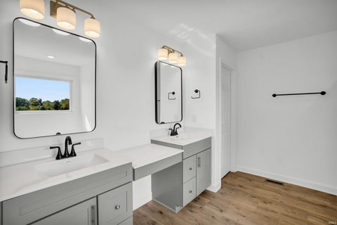 Tiny photo for 2121 Deepwater Loop, Monticello, IN 47960 (MLS # 202644514)
