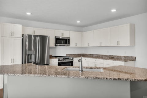 Tiny photo for 2121 Deepwater Loop, Monticello, IN 47960 (MLS # 202644514)