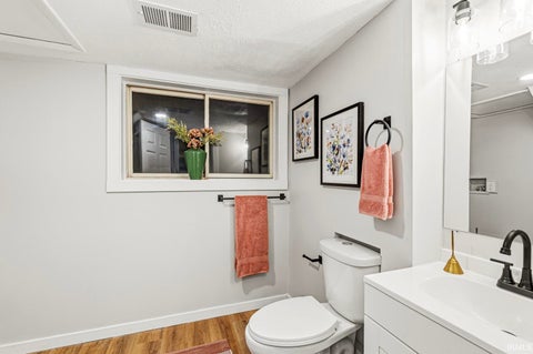 Tiny photo for 1942 Thornhill Drive, South Bend, IN 46614 (MLS # 202643855)