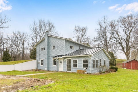 Tiny photo for 67127 Quinn Trail, Lakeville, IN 46536 (MLS # 202632759)