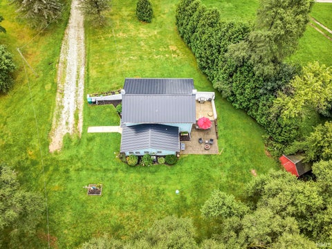 Tiny photo for 67127 Quinn Trail, Lakeville, IN 46536 (MLS # 202632759)