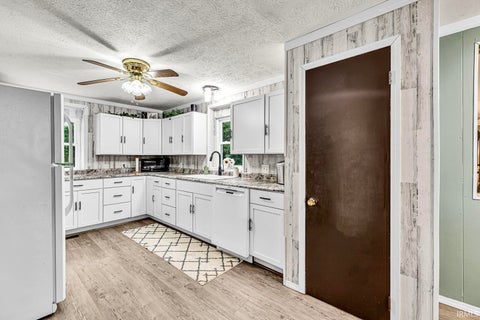 Tiny photo for 67127 Quinn Trail, Lakeville, IN 46536 (MLS # 202632759)