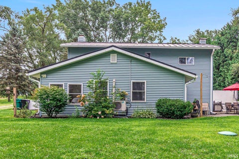 Tiny photo for 67127 Quinn Trail, Lakeville, IN 46536 (MLS # 202632759)