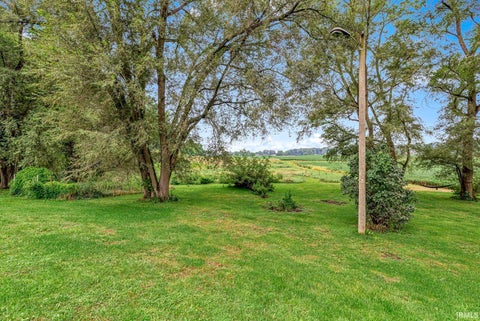 Tiny photo for 67127 Quinn Trail, Lakeville, IN 46536 (MLS # 202632759)