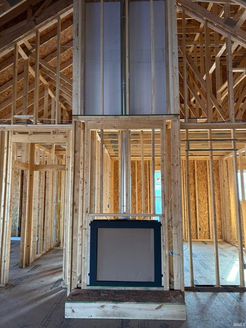 Tiny photo for 18560 Fontana Drive, South Bend, IN 46637 (MLS # 202541988)