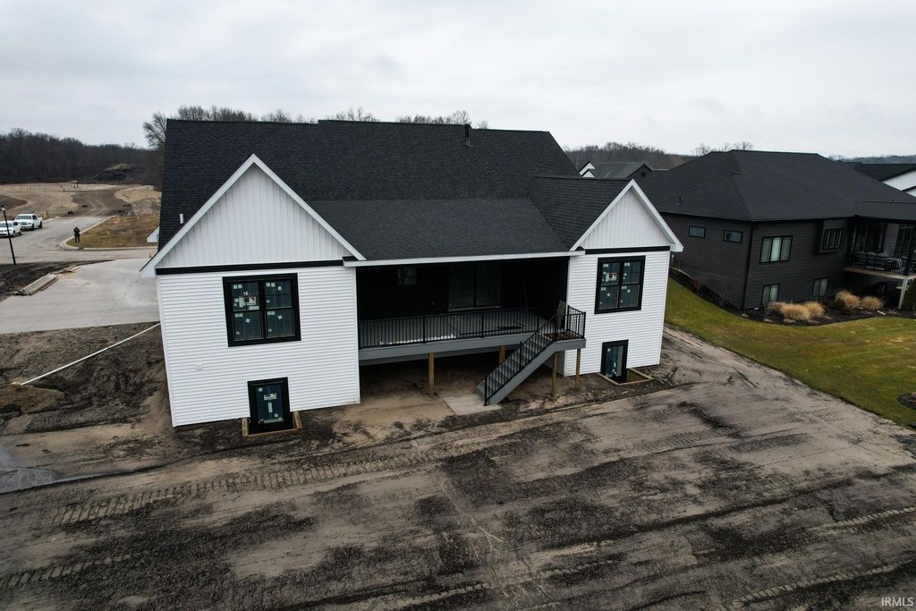 Photo of 18560 Fontana Drive, South Bend, IN 46637 (MLS # 202541988)