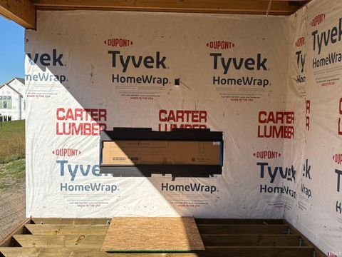 Tiny photo for 18560 Fontana Drive, South Bend, IN 46637 (MLS # 202541988)