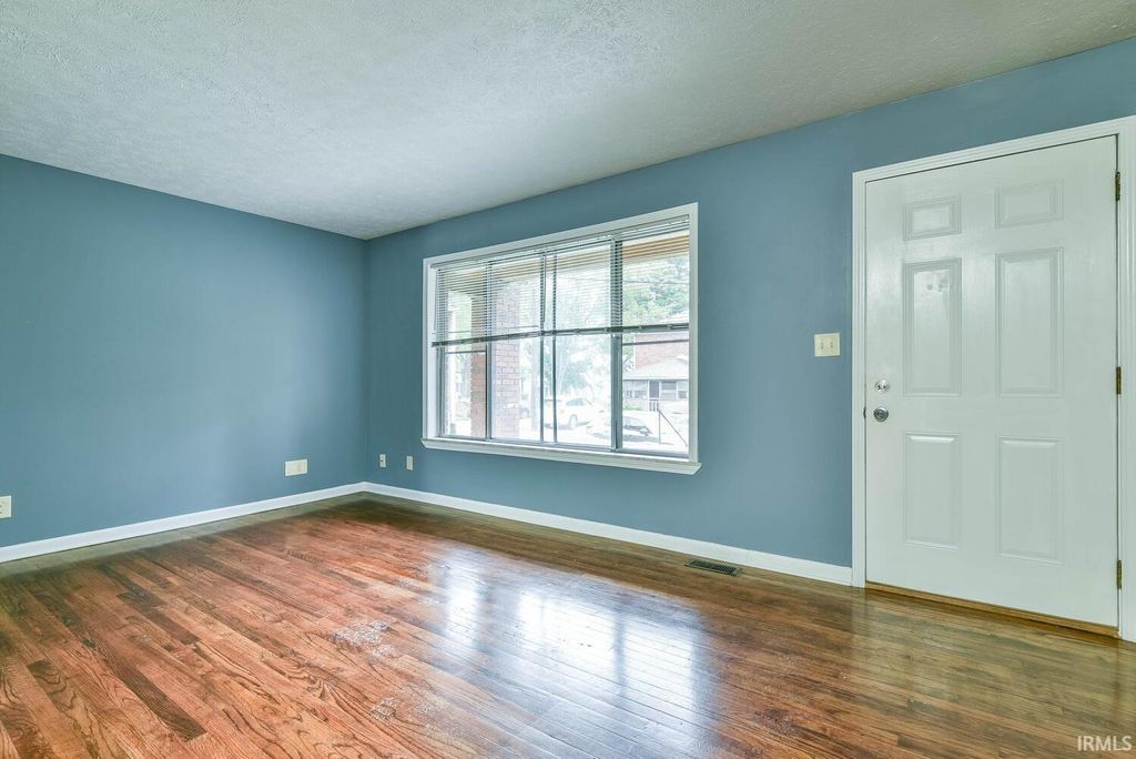 Photo of 1122 N Madison Street, Bloomington, IN 47404 (MLS # 202538505)