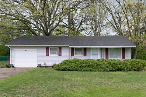 545 Jay Dee Street, Elkhart, IN 46514 - #: 202516143
