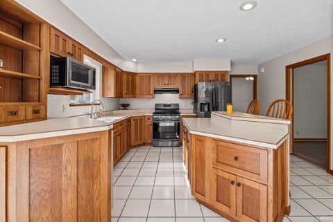 Tiny photo for 6519 W State Road 26 Road, Rossville, IN 46065 (MLS # 202644966)
