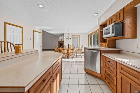 Tiny photo for 6519 W State Road 26 Road, Rossville, IN 46065 (MLS # 202644966)