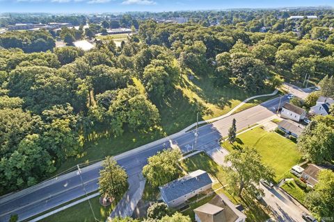 Tiny photo for 500 N 18Th Street, Lafayette, IN 47904 (MLS # 202535217)
