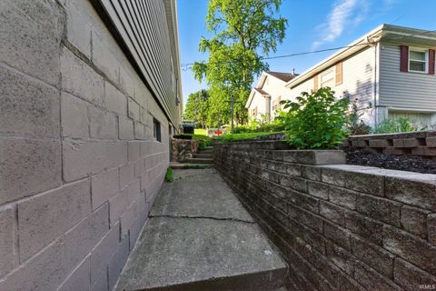 Tiny photo for 500 N 18Th Street, Lafayette, IN 47904 (MLS # 202535217)