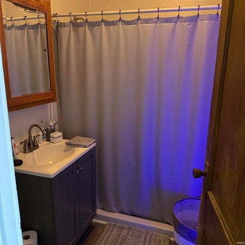 Tiny photo for 8168 S County Road 1100 E, Galveston, IN 46932 (MLS # 202605504)