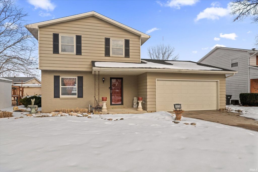 Photo of 1473 Cambridge Drive, South Bend, IN 46614 (MLS # 202604739)