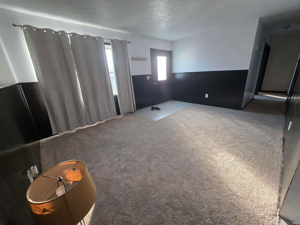 Photo of 623 Richard Drive, Plymouth, IN 46563 (MLS # 202604557)