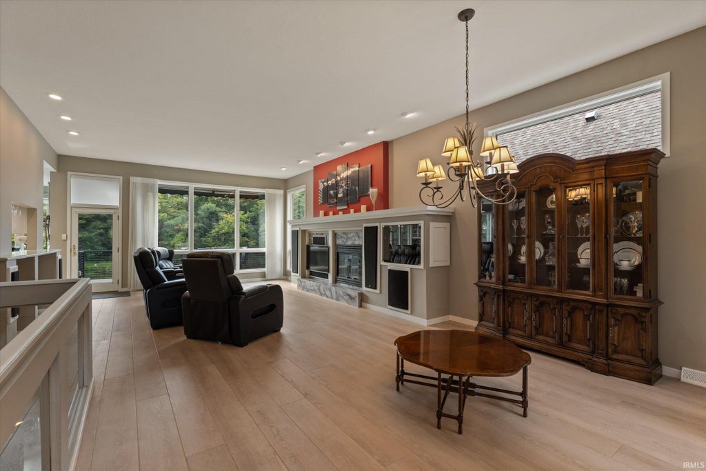 Photo of 709 Bittersweet Cove Drive, Mishawaka, IN 46544 (MLS # 202638947)