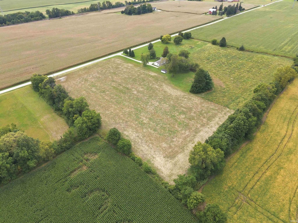 Photo of tbd E 500 S Road, Columbia City, IN 46725 (MLS # 202640574)