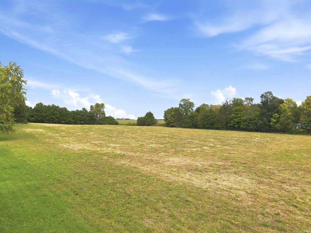 Photo of tbd E 500 S Road, Columbia City, IN 46725 (MLS # 202640574)