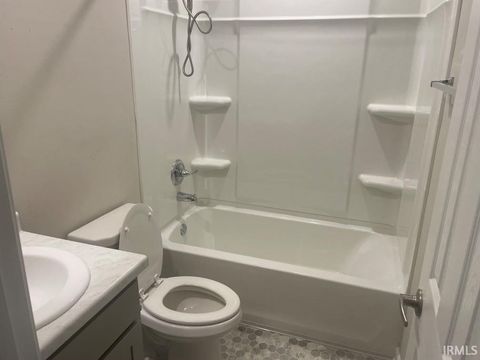 Tiny photo for 913 Sand Walk Lane, Kokomo, IN 46902 (MLS # 202617756)