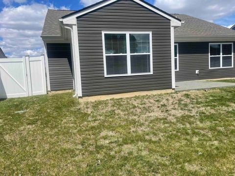 Tiny photo for 913 Sand Walk Lane, Kokomo, IN 46902 (MLS # 202617756)