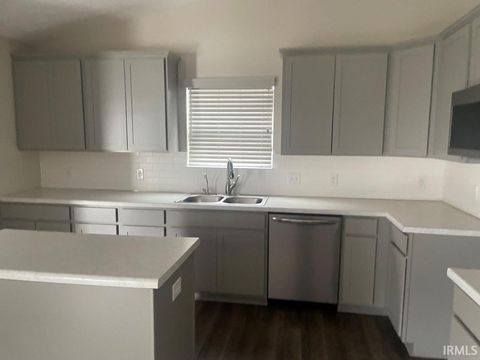 Tiny photo for 913 Sand Walk Lane, Kokomo, IN 46902 (MLS # 202617756)