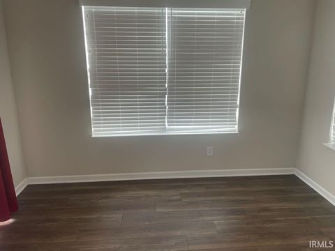 Tiny photo for 913 Sand Walk Lane, Kokomo, IN 46902 (MLS # 202617756)