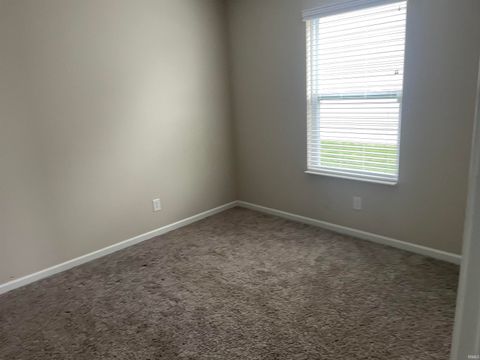 Tiny photo for 913 Sand Walk Lane, Kokomo, IN 46902 (MLS # 202617756)