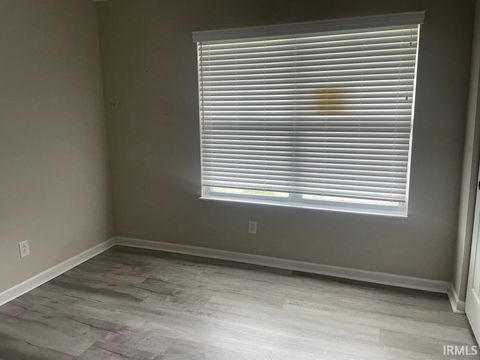 Tiny photo for 913 Sand Walk Lane, Kokomo, IN 46902 (MLS # 202617756)