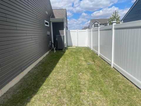 Tiny photo for 913 Sand Walk Lane, Kokomo, IN 46902 (MLS # 202617756)