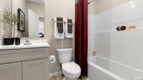 Tiny photo for 4404 Katfur Court, Fort Wayne, IN 46818 (MLS # 202635159)