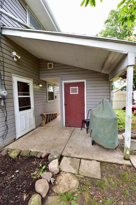 Tiny photo for 1010 S Hamilton Street, Delphi, IN 46923 (MLS # 202538321)