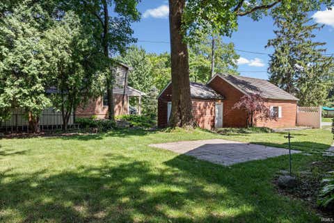 Tiny photo for 1423 S 9th Street, Lafayette, IN 47905 (MLS # 202624297)