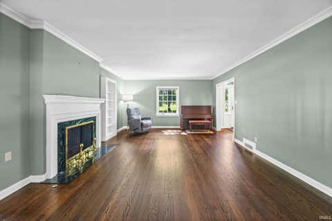 Tiny photo for 1423 S 9th Street, Lafayette, IN 47905 (MLS # 202624297)