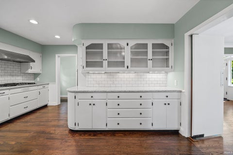 Tiny photo for 1423 S 9th Street, Lafayette, IN 47905 (MLS # 202624297)