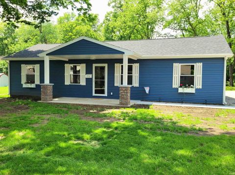 Tiny photo for 210 N Walnut Street, Delphi, IN 46923 (MLS # 202618779)