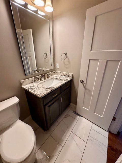 Tiny photo for 8655 Crenshaw Drive, Newburgh, IN 47630 (MLS # 202633245)