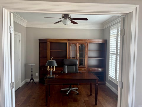 Tiny photo for 8655 Crenshaw Drive, Newburgh, IN 47630 (MLS # 202633245)