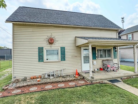 Photo of 63 DANIEL Street, Peru, IN 46970 (MLS # 202624004)