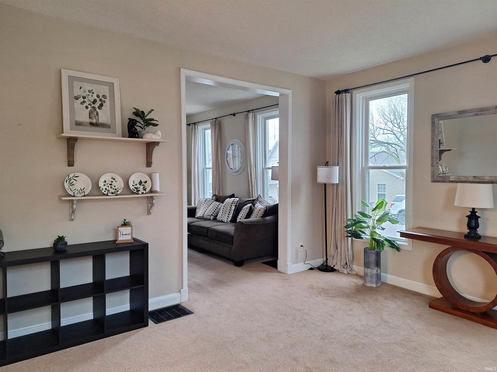 Photo of 253 W tipton Street, Huntington, IN 46750 (MLS # 202611072)