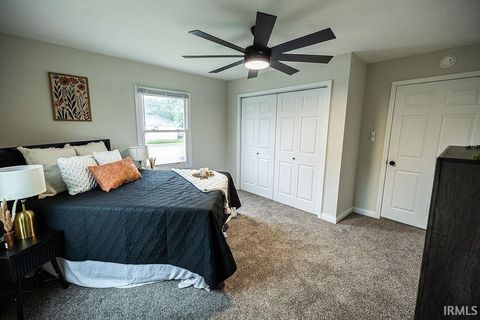 Tiny photo for 2016 N Market Street, Kokomo, IN 46901 (MLS # 202624648)