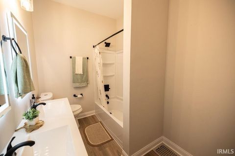 Tiny photo for 2016 N Market Street, Kokomo, IN 46901 (MLS # 202624648)