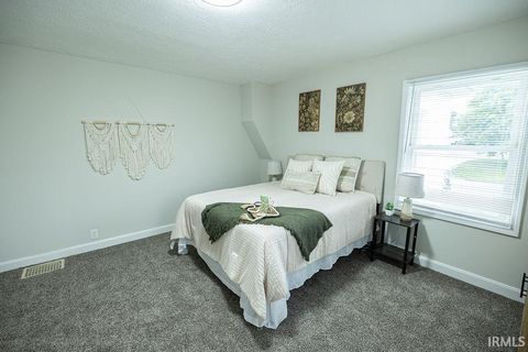 Tiny photo for 2016 N Market Street, Kokomo, IN 46901 (MLS # 202624648)
