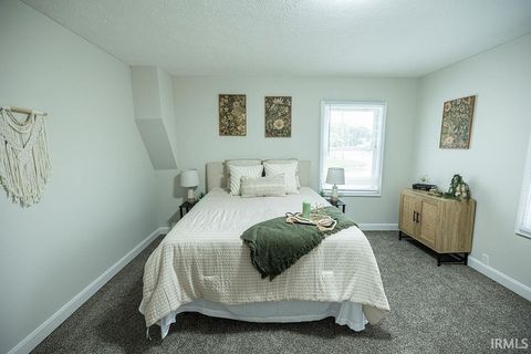 Tiny photo for 2016 N Market Street, Kokomo, IN 46901 (MLS # 202624648)