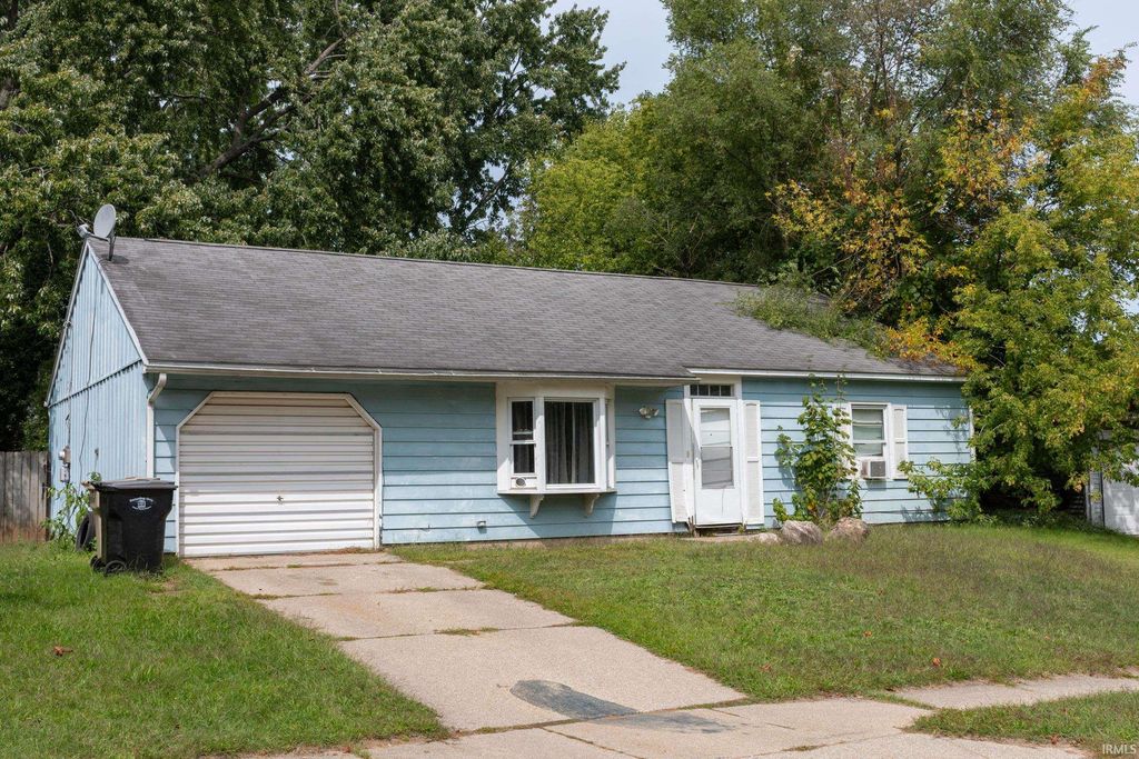 Photo of 1325 Viking Drive, South Bend, IN 46628 (MLS # 202539527)