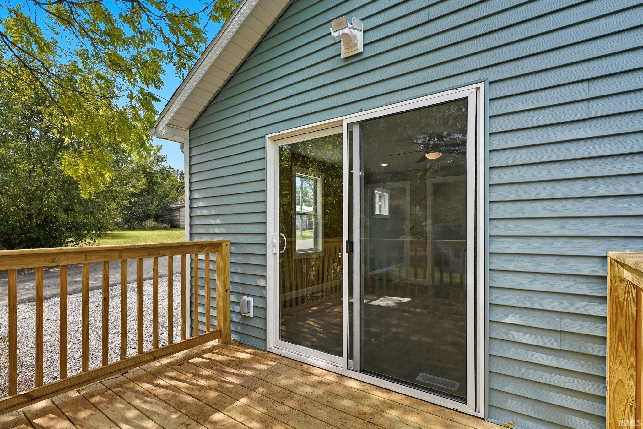 Boonville, Indiana 47601, United States, 3 Bedrooms Bedrooms, ,2 BathroomsBathrooms,Residential,Pending,223258