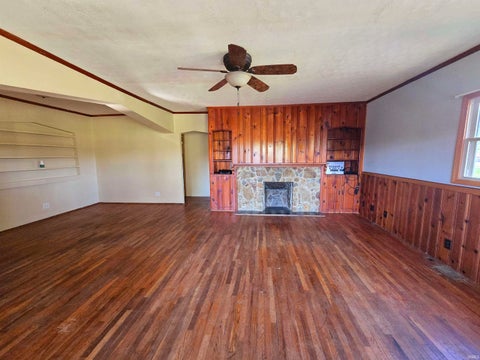 Tiny photo for 102 N East Street, Hartford City, IN 47348 (MLS # 202642455)