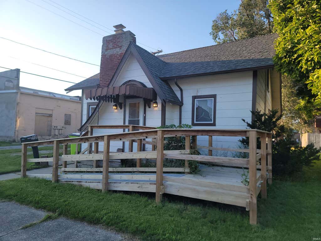 Photo of 109 E Oak Street, Butler, IN 46721 (MLS # 202634495)