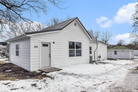 Photo of 203 W Center Street, Burket, IN 46508 (MLS # 202604929)