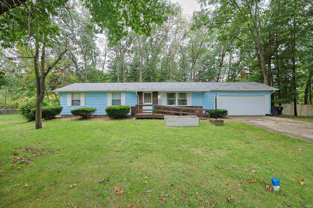 Photo of 57191 Pinewood Drive, South Bend, IN 46619 (MLS # 202642568)